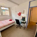 Cosy 3 Bed Apt, Old Truman Brewery! Brick Lane, London, E1
