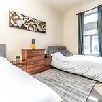 Large Studio By Finsbury Park