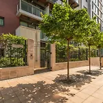 Stylish 2 Bedroom Apartment In Chelsea By Battersea Park With Ac