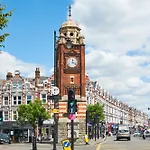 Crouch End Apartment - Spacious Flat Close To Central London