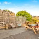 Love Inn Flat-Shared - B&B