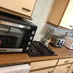 London Stockwell Station Apartment
