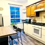 Aldgate East B&B