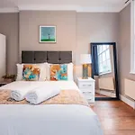Hyde Park Modern Apartments