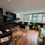 Modern Central London Apartment