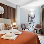 Elegant Apartment In Chelsea