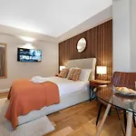Elegant Apartment In Chelsea