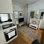Sleep 4 In Heart Of Fitzrovia Near Oxford Cl6