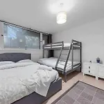 Sleep14 In Victoria London 43Vpr