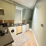 One Bedroom Apartment In London