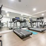 24Hr Concierge, Gym, Pool, Museum, Shopping Centre