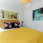 PHENOMENAL 5bedroom DESIGN HOUSE FOR NOMADS XXL GROUPS