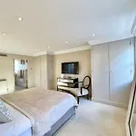 Luxury 3-Bdr Flat Near Selfridges Mayfair