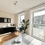 Warm Studio Flat In Camden 1