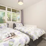 Cozy 2-Bed Garden Flat, Wembley