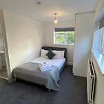 Ustay Fulham