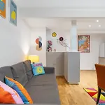 Hyde Park Arty Apartment