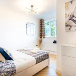 Boutique And Stylish 4 Bed In Central London