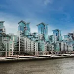 2 Bedroom Flat In Vauxhall