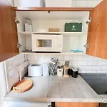 2 Bedroom Flat A Short Walk Away To Barbican Centre Near Farringdon, Old St