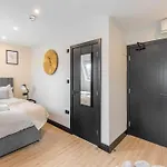 Finsbury Suite 4 Next Arsnl Stadium