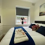 Charming London Greenwich Flat
