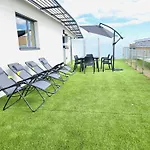 Spectacular 3Br 2Bath Rooftop Sky-Views With Parking