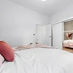 Majestic 2-Bedroom Flat In Knightsbridge-Hyde Park Kb70