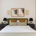 The Brunswick Square Retreat - Glamorous 1Bdr Flat
