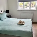 Batterseaflat Sleeps6 Refurbished Tv