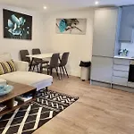Batterseaflat Sleeps6 Refurbished Tv