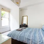 Lovely Garden Flat In Central London