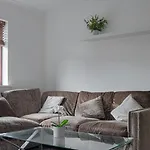 Stylish Waterfront Apartment