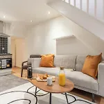 Lovely 2 Bedroom Flat, North Ldn