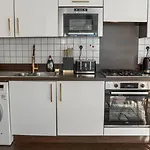 Stylish London Apartment