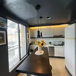 One Bed House In Camden Town