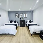 Gdy2 - The Green Dragon Apartment