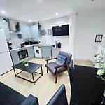 Gdy2 - The Green Dragon Apartment