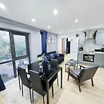 Gdy2 - The Green Dragon Apartment