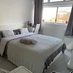 Lovely Spacious Holiday Home Next Hyde Park