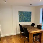 1 Bedrooom Flat Located Angel Zone 1 London