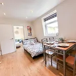 Lovely 3 Bedroom Flat , Aldgate, Tower Hill, Whitechapel