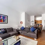 Lux 2 Bedroom House In Prime Location Near Mayfair