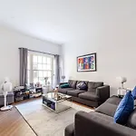 Lux 2 Bedroom House In Prime Location Near Mayfair