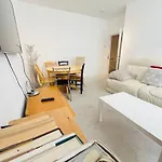 Spacious 3 Bed Flat In Greenwich