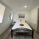 Modern 3 Bedroom With 2 Bathroom In Central London