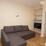 Evergreen Apartments- Flat 2
