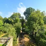 3-Bedroom With Parking In Maida Vale