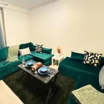 Luxe Stays Sleeps 14 - Wandsworth & Putney Bridge - 4 Bedrooms