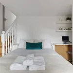 The Hampstead Hideaway - Free Parking - Close To Central Ldn